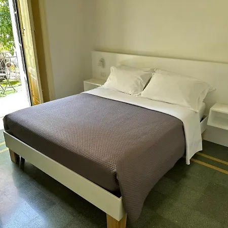 Giardino Della Giganza Bed & Breakfast